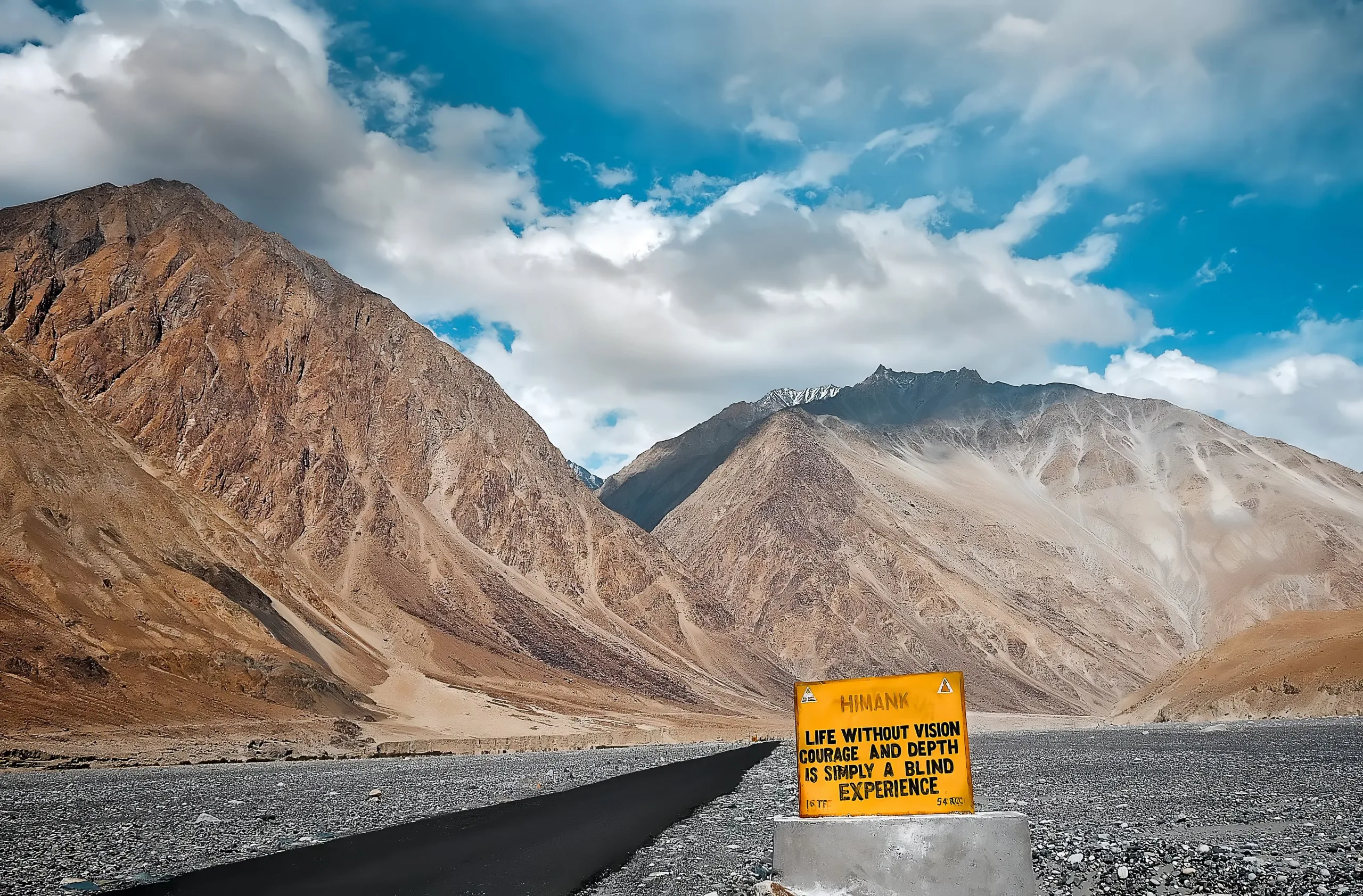 Manali Leh Srinagar