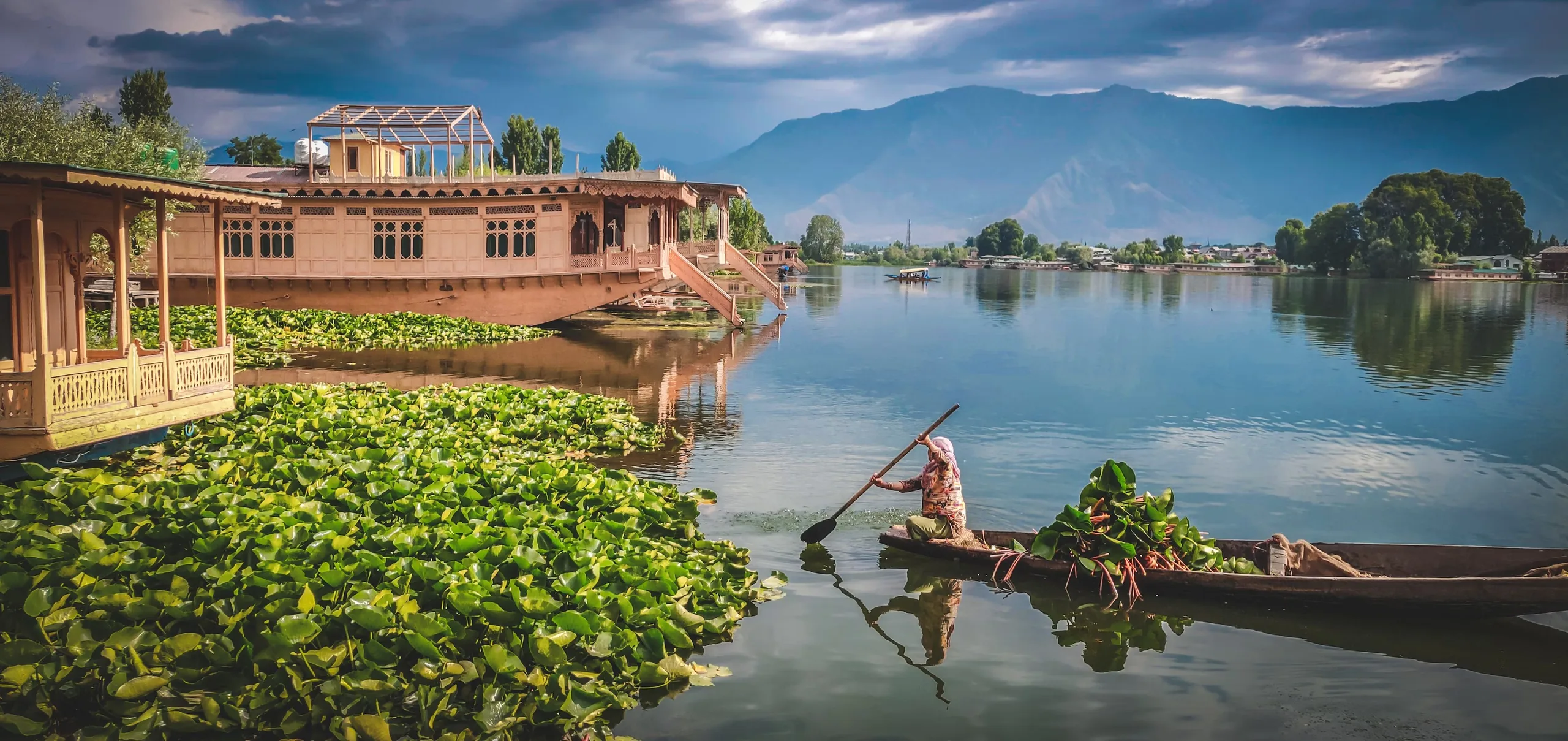 Welcome to Srinagar — Day 1